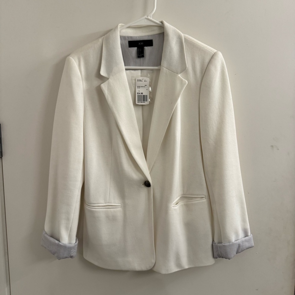 NWT Forever 21 White Blazer